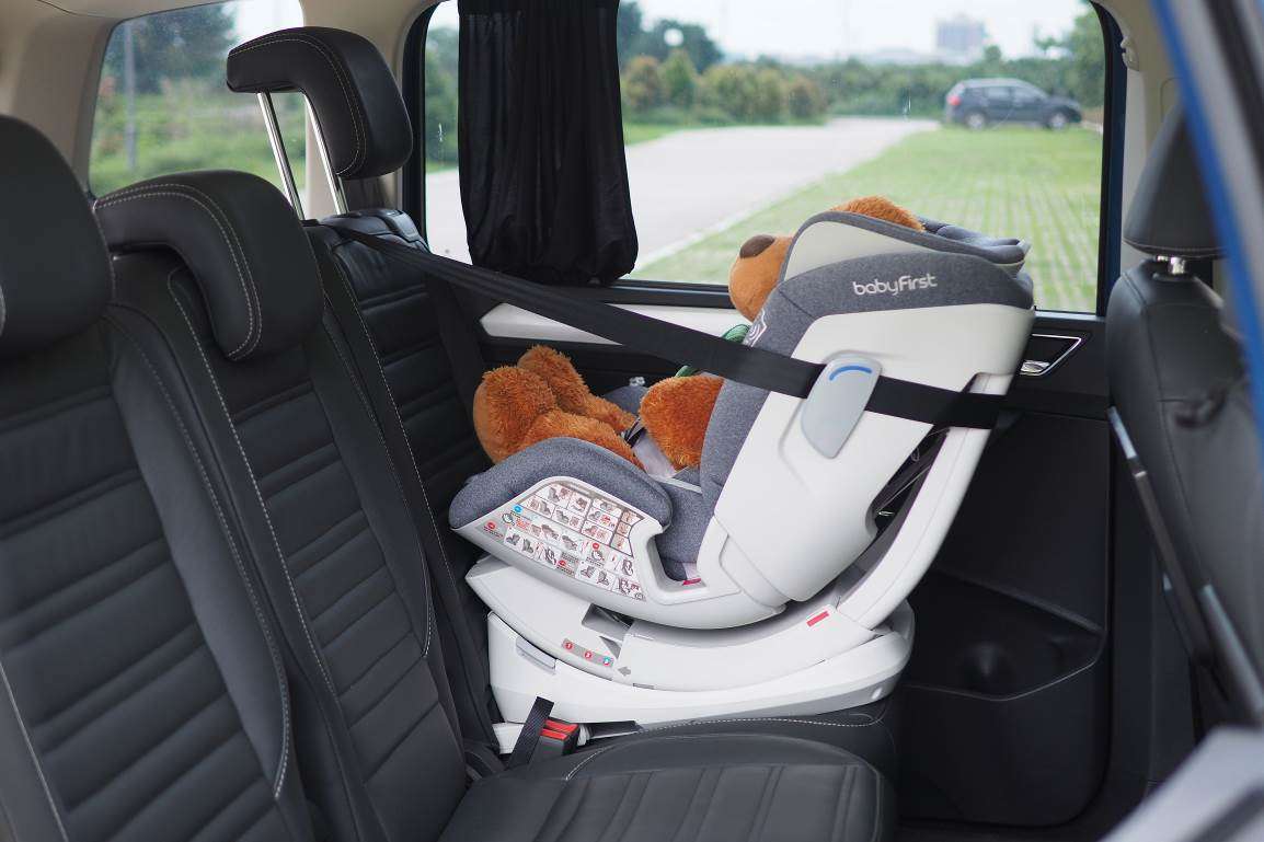 0 7岁儿童安全座椅试用报告 深度测评可躺睡 知乎