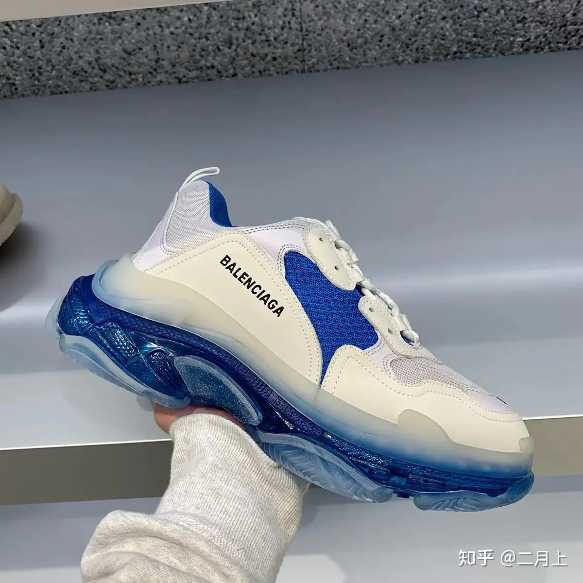 Balenciaga巴黎世家气垫复古鞋Triple S纯白黑绿白蓝/奶茶色做旧老爹鞋