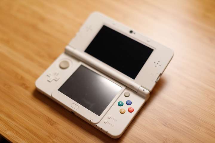 现在还有人将nds psp 3ds当主力游戏机吗,有必要现在入手一个吗?