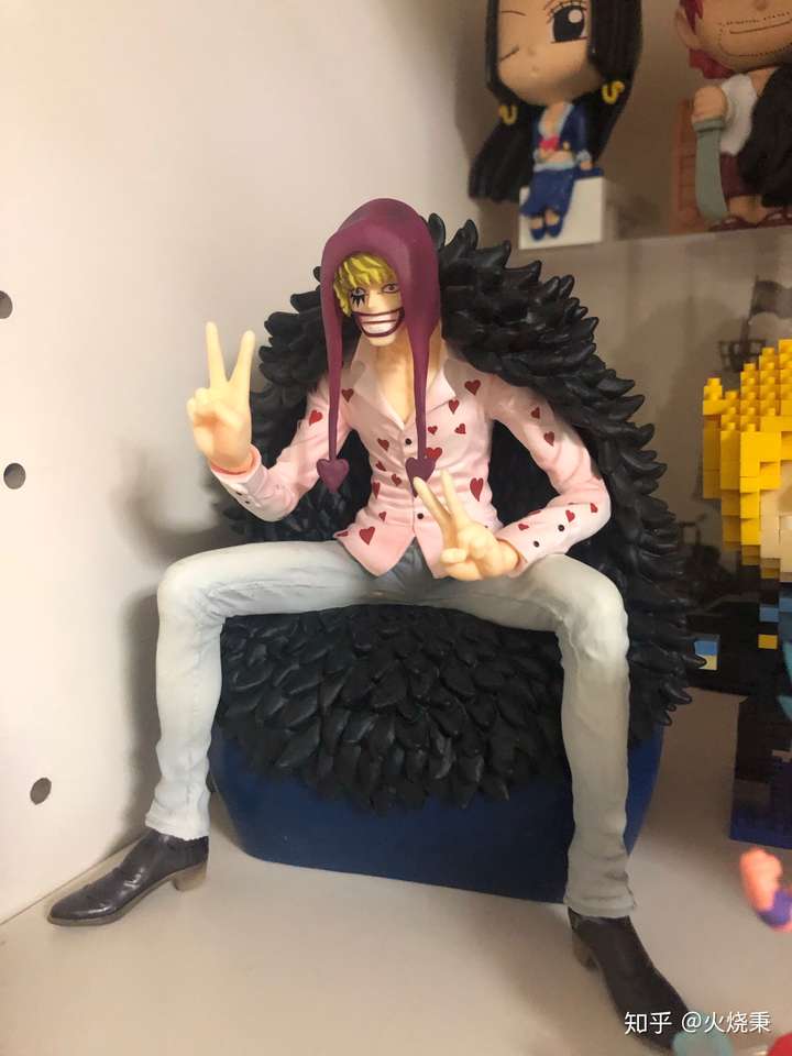 没看过海贼王想送前男友柯拉松手办,但感觉柯拉松好像不像其他英雄