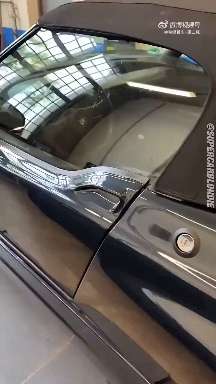 躲在水里的鱼 的想法: 宝马z1的升降门,太经典了! - 知乎