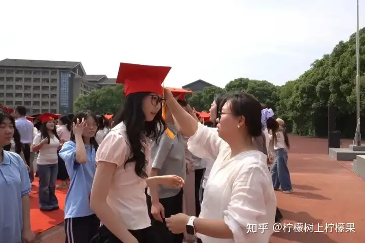 【活力校园】十八而志 向光而行 | 浙江省广播电视中等专业学校塘栖校区2026年高三成人礼圆满举行！(图13)