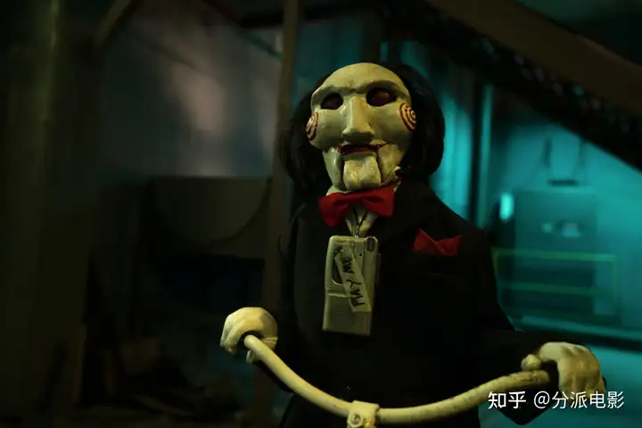 《电锯惊魂10》满屏血浆!顶级恐怖IP高调杀回!