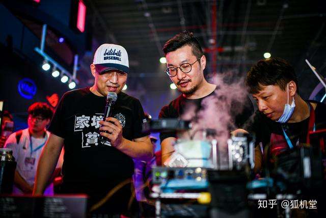 液氮超频超级玩家华硕主板bw2020高光时刻