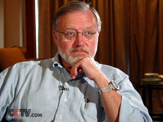 为什么美联社记者马修·李总是那么犀利?刀刀见血