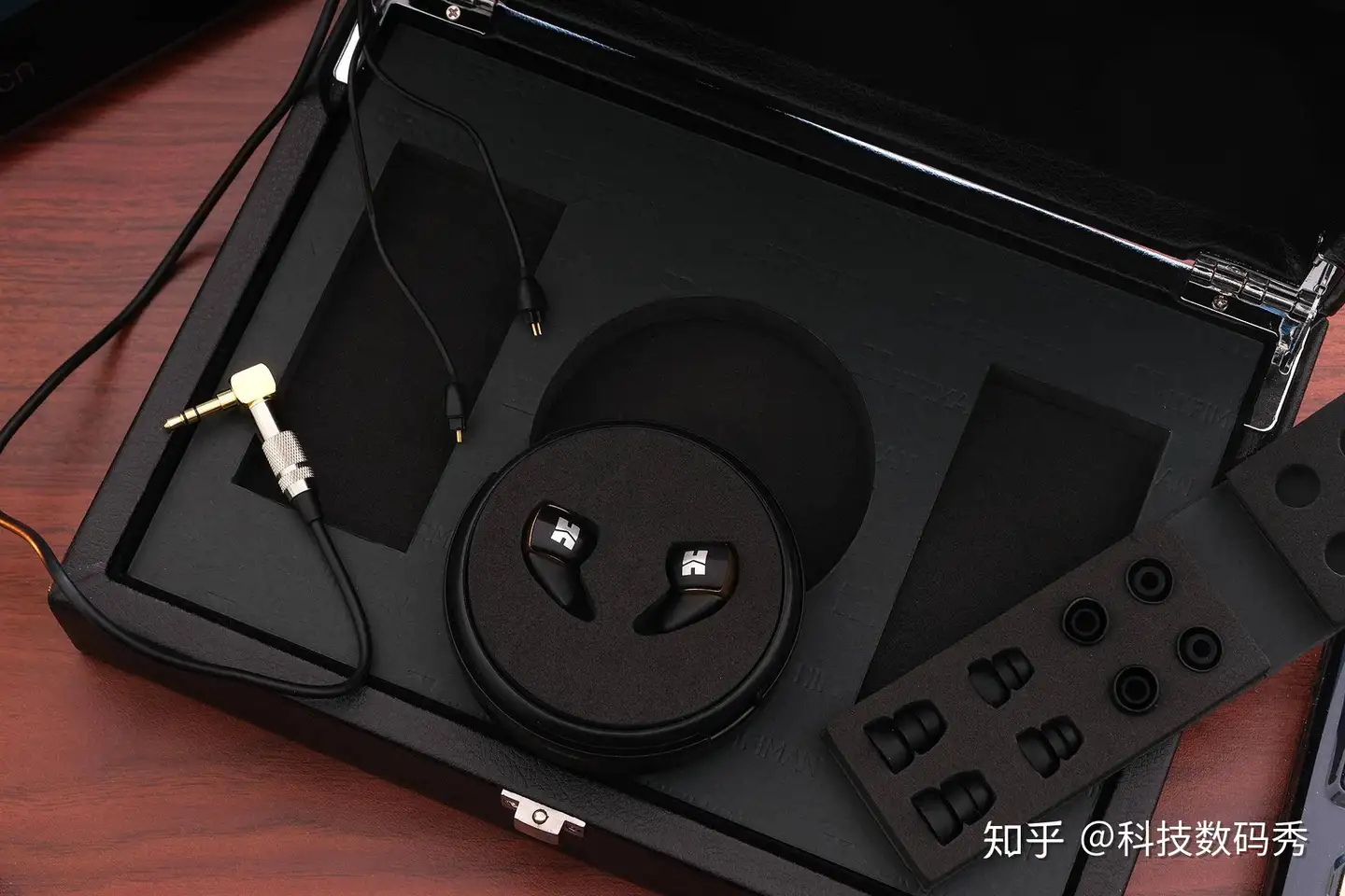 动圈入耳式耳机的天花板，HIFIMAN RE2000金版测评- 知乎