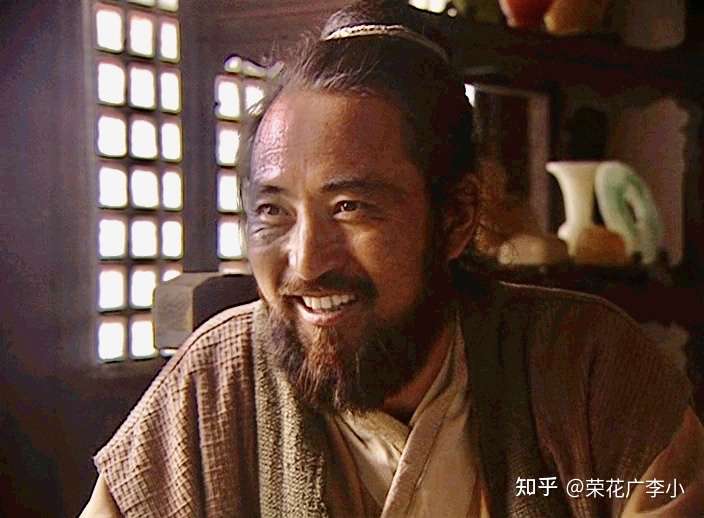 杨志的演员叫翟乃社,真的很帅啊!