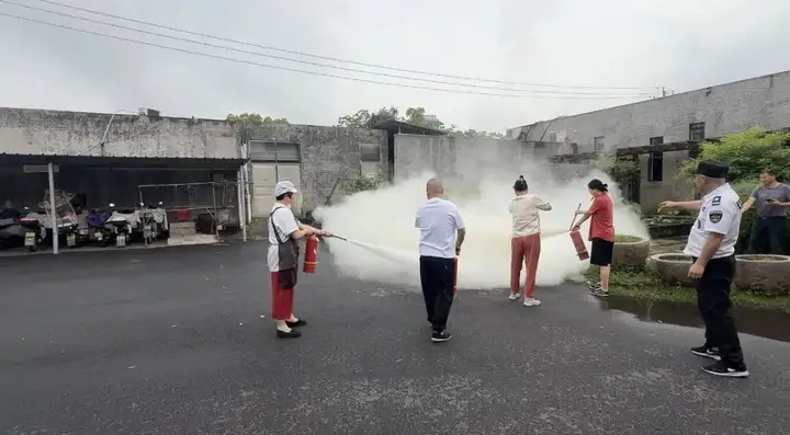 【平安校园】抓实安全宣教 筑牢平安校园 | 我校富阳校区开展安全月系列活动(图6)
