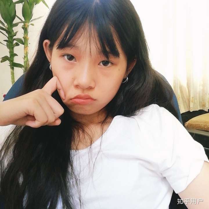 你见过身边有好看的鹰钩鼻女孩吗?