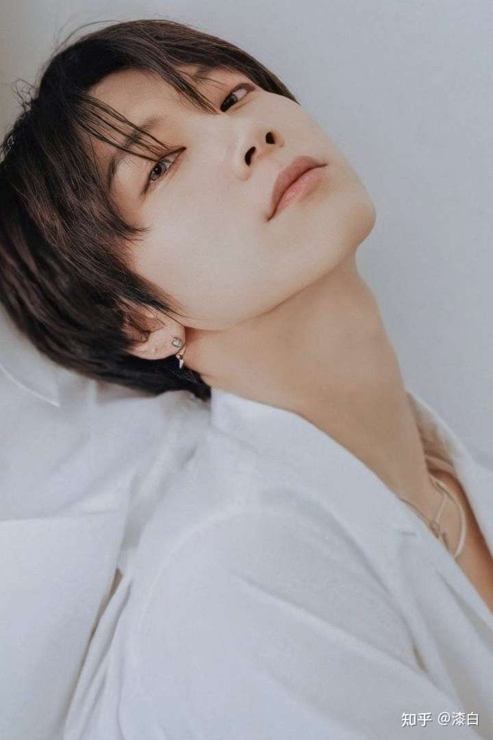 有哪些长相是猫系(男)女爱豆?