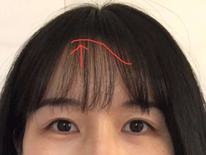 女生发际线处有个旋很难做发型有同胞么怎么破