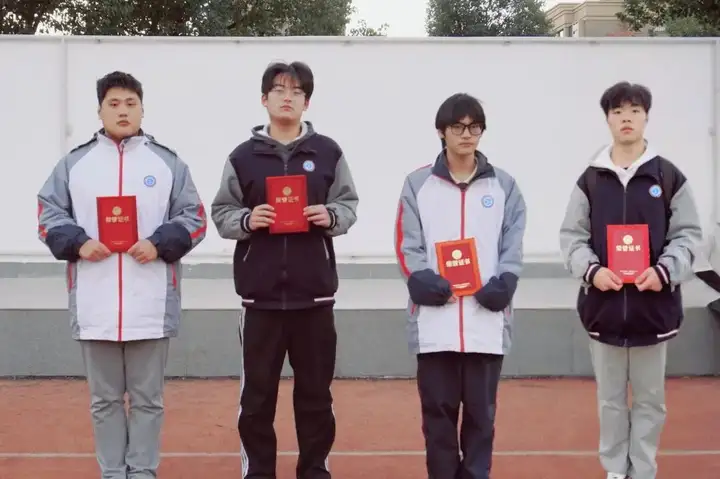 浙江省广播电视中等专业学校塘栖校区象棋、五子棋大赛顺利举行(图8)