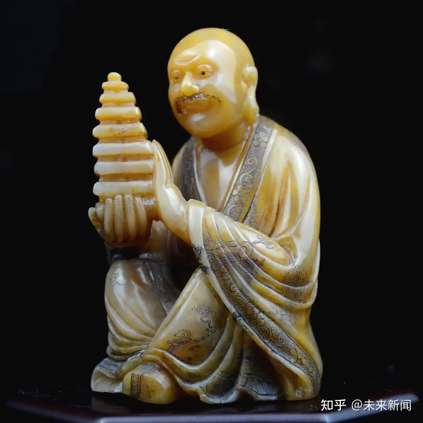 全球首次！寿山石收藏家黄坚展出清代早期寿山石雕作品《十八罗汉》 - 知乎