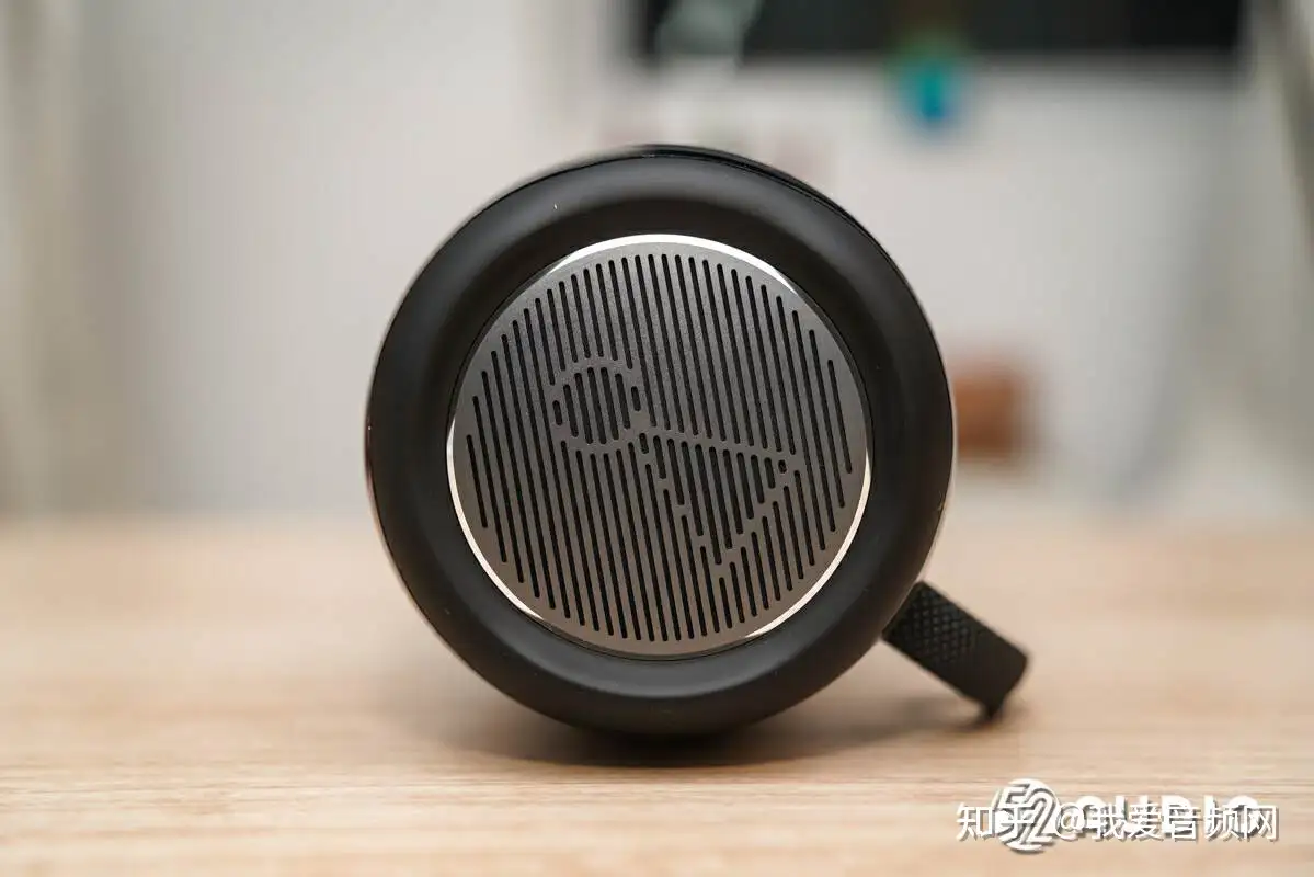 JBL PULSE 5评测：全屏炫彩光效，派对气氛担当，将支持LE Audio - 知乎