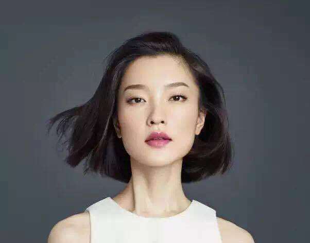 脸方又短的女生怎么化妆?