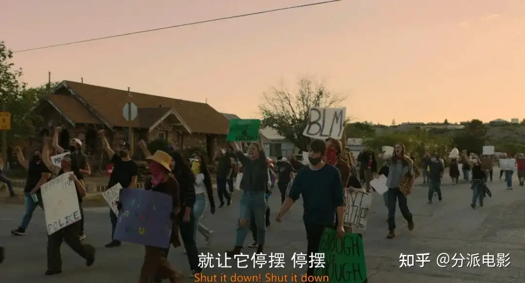 《爱丁顿》心理恐怖大师新作，小镇也疯狂！