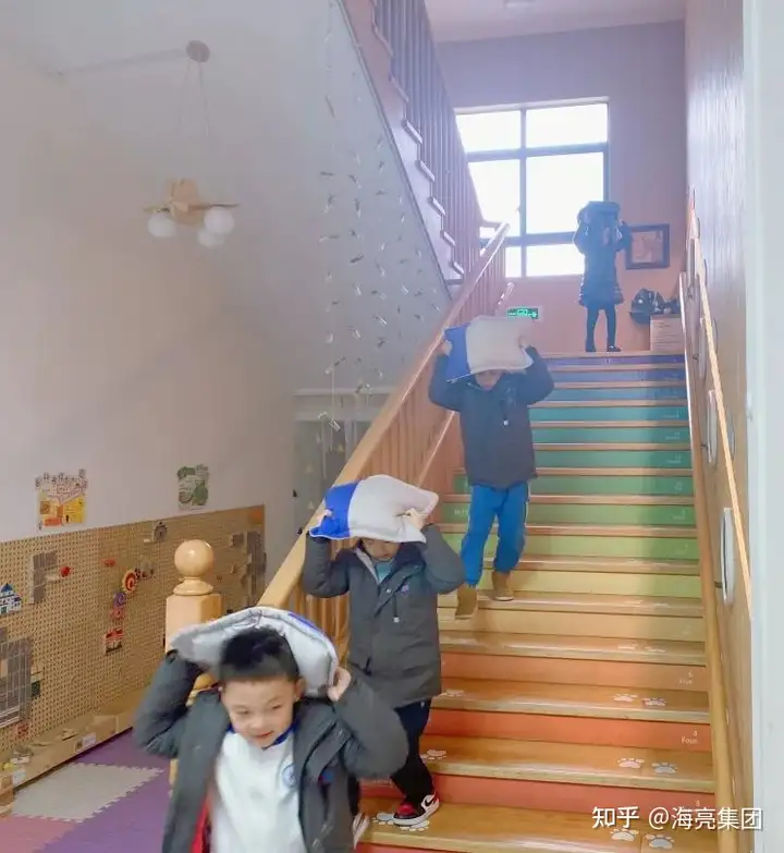 防震演练 | 地震来了，我不慌！ Earthquake Escape Drill