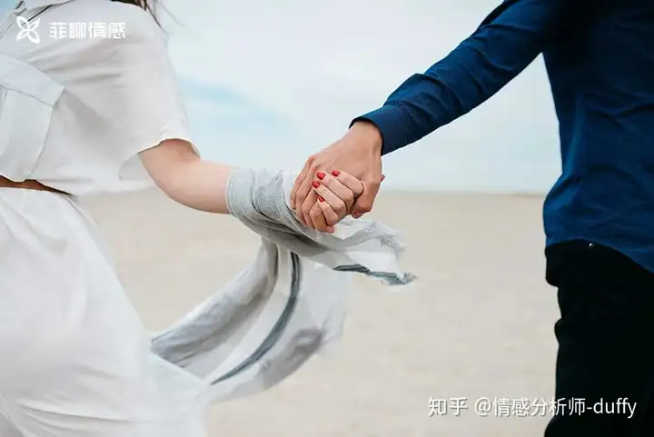 当有人问「你为什么爱我？」时，你会回答吗？不妨看看这些参考