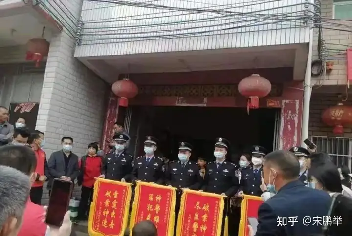 媒体探访上海4岁女童消失现场（上海男婴坠亡后续） 第3张