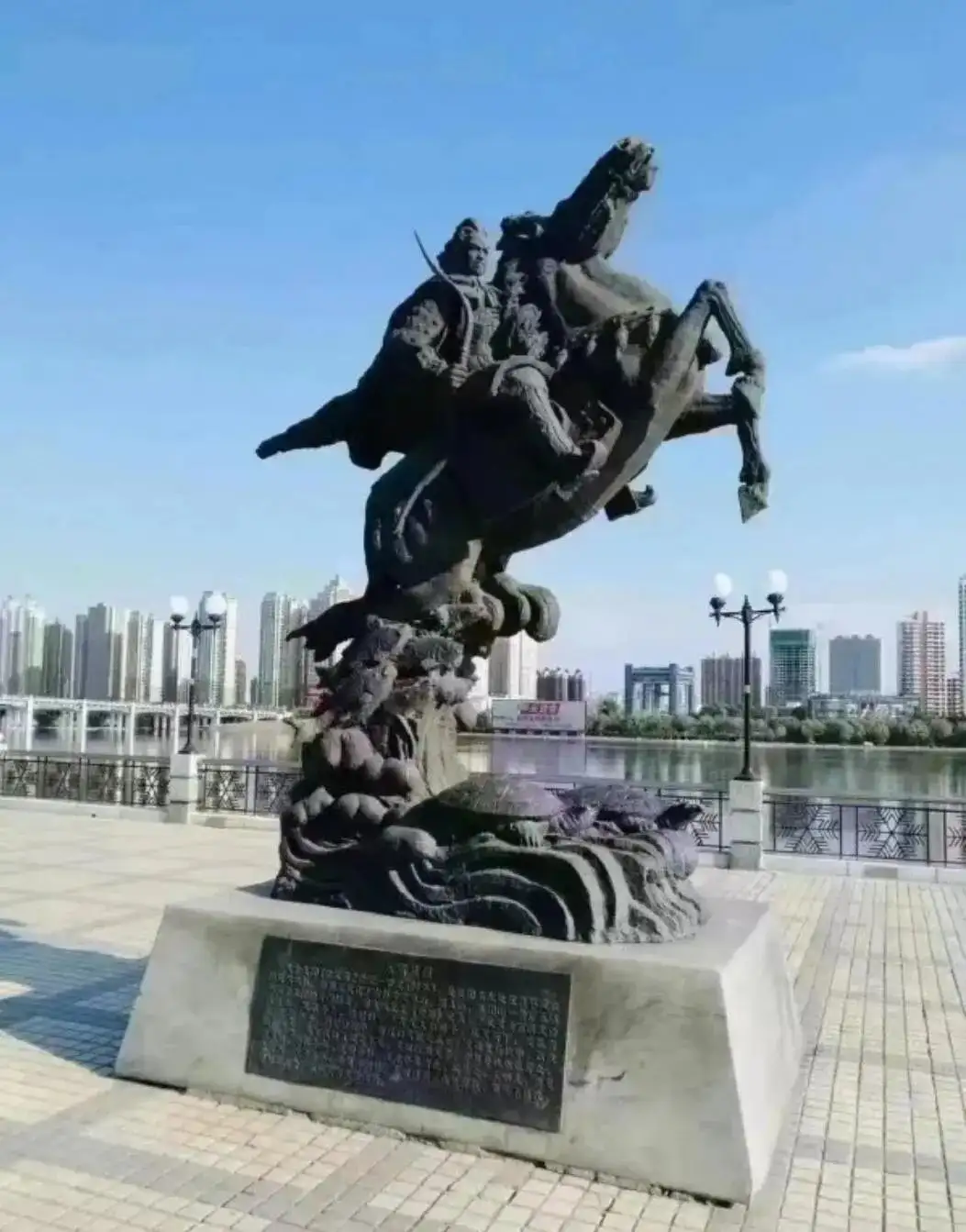 立马双龟