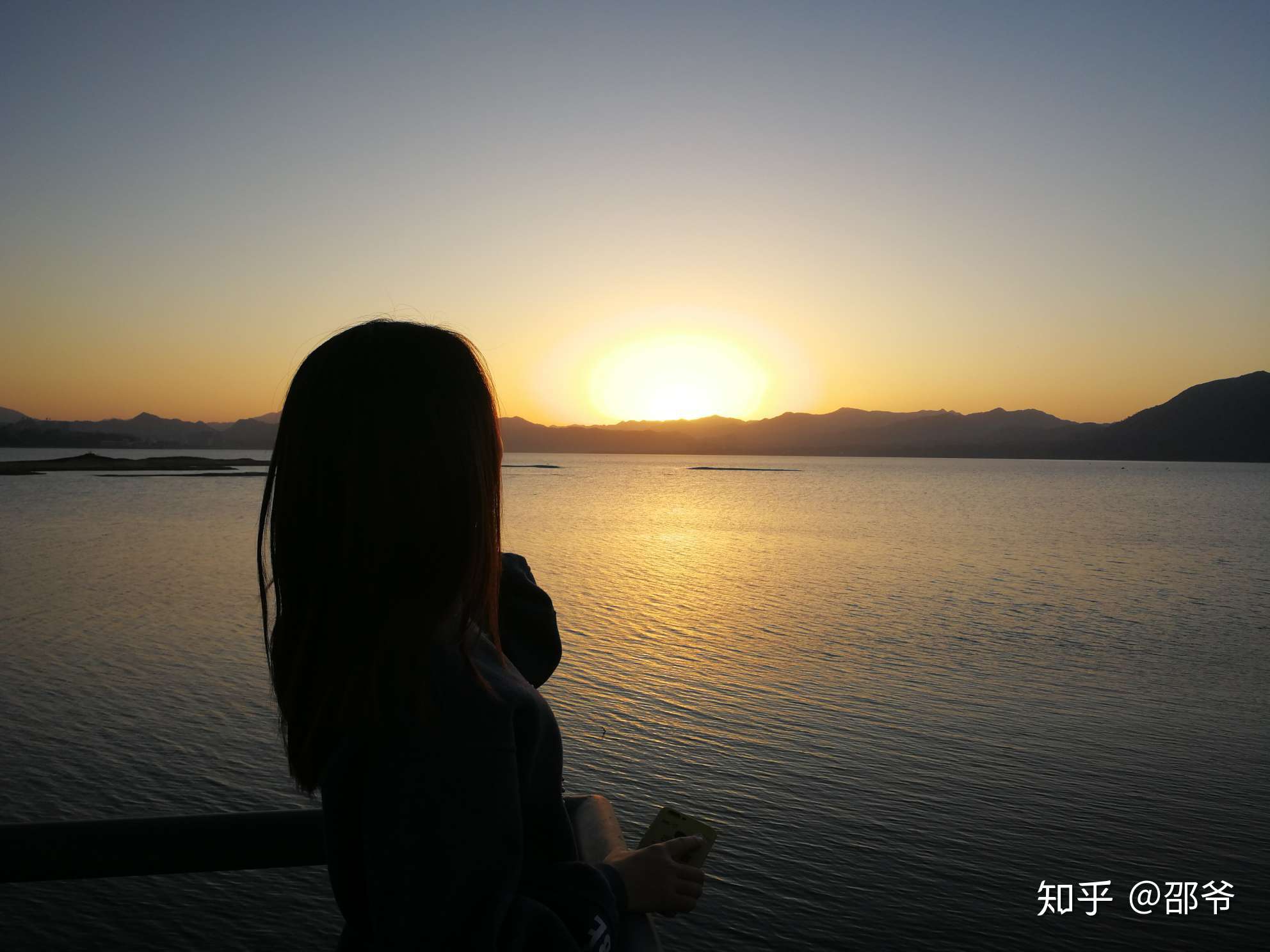 2018年度照片# 给女朋友拍的侧影