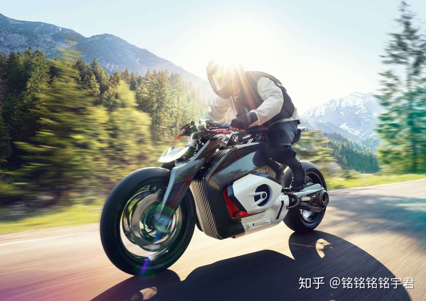 Bmw Motorrad Vision Dc Roadster以创新诠释bmw摩托车纯粹电动驾驶乐趣 知乎