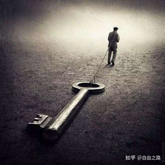 我当时就在想,这大概就是人生最低谷了吧,到谷底了,再低也低不到哪里