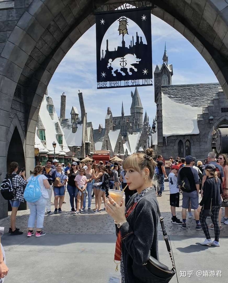 人间芭比lisa 没想到还是个旅行芭比 知乎