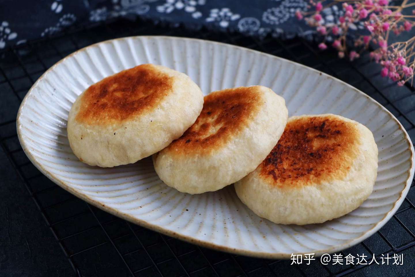 夏天最佳懒人早餐 手不碰面筷子一搅 冷了也不硬 比包子馒头强 知乎