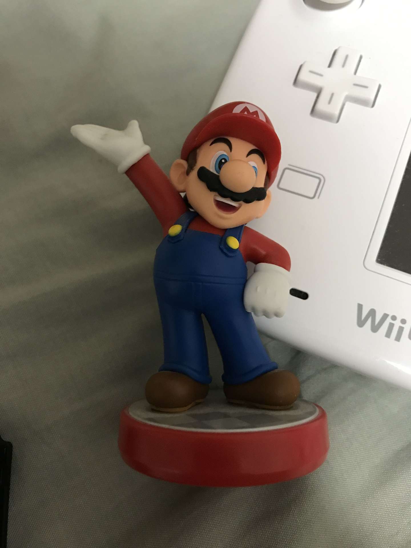 你有wiiu和amiibo么 有的话 我教你把mii导进ns呀 知乎