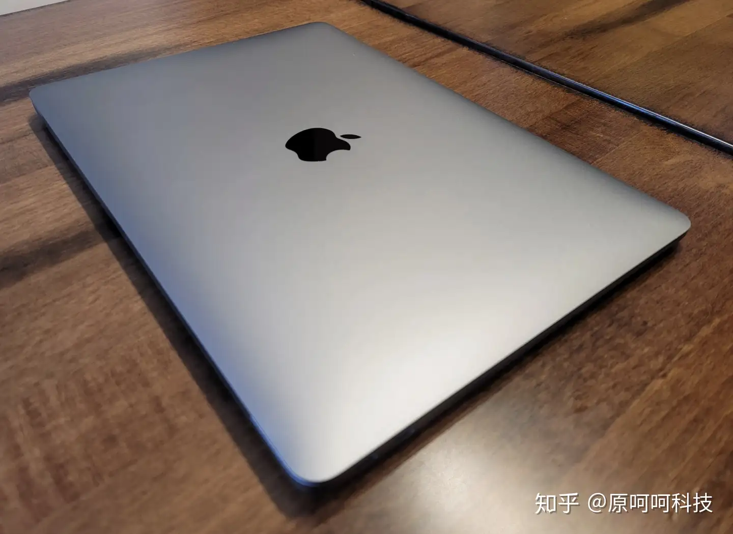 新苹果MacBook Air评测：重大的更改，成为最好的电脑- 知乎