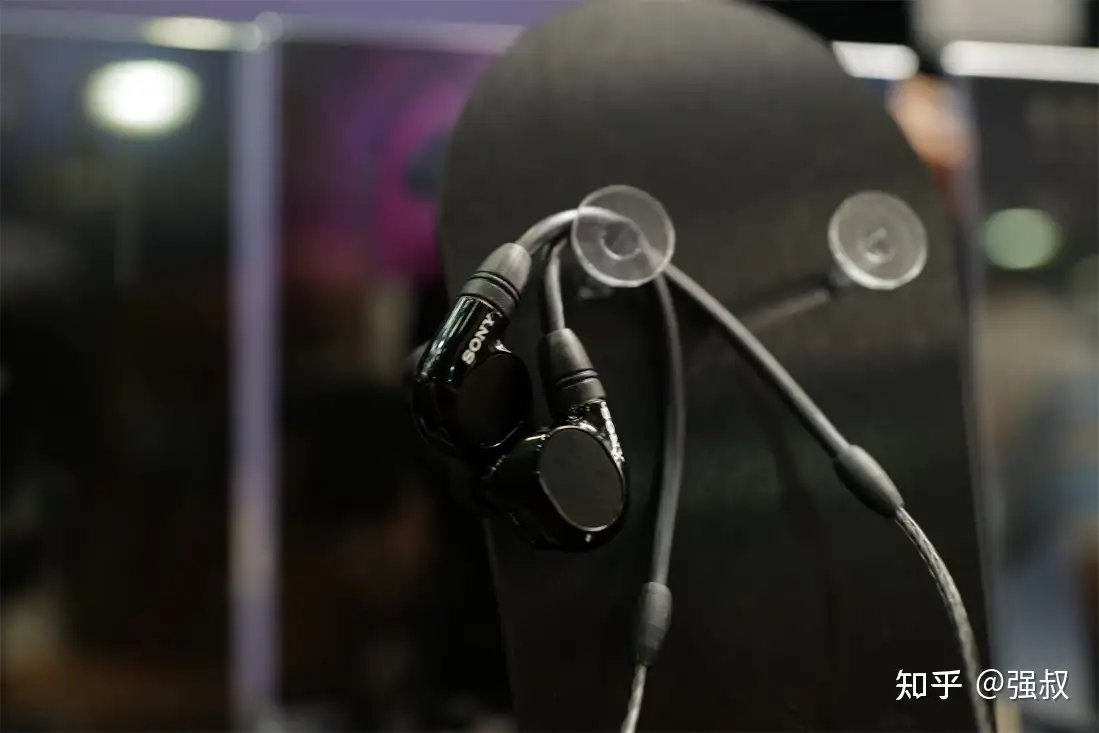 为音乐而生— 索尼音频重拳出击第五届（北京）国际耳机展- 知乎