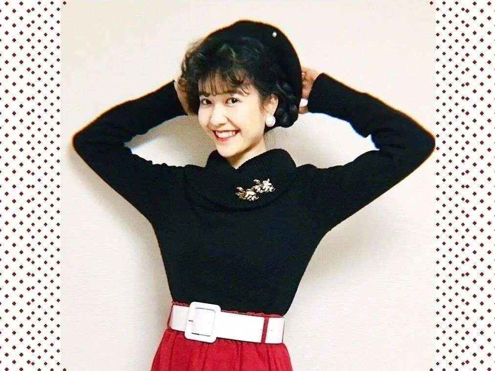 日本惊现活在昭和的24岁萌妹 坚持80年代复古风 她自由打扮的样子也太美了吧 知乎