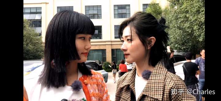 ps:万茜和黄龄关系真的很棒.我为啥总有这俩人是母女的错觉?