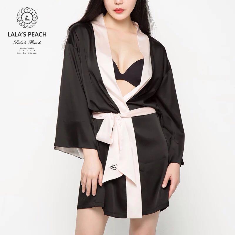 <em>淘宝</em>上有哪些好看到爆的女装店? - 服饰搭配 - 