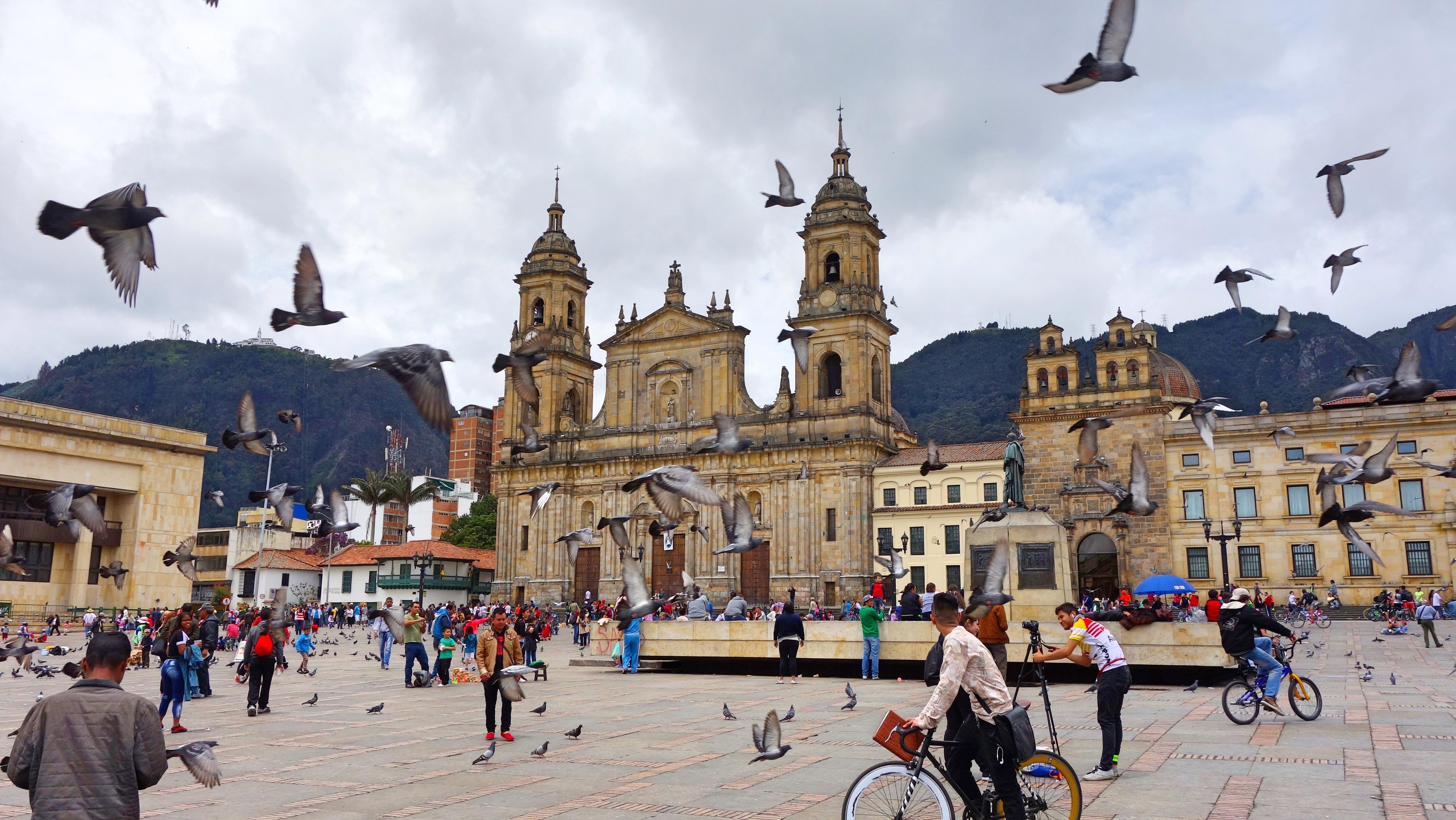 哥伦比亚是个怎样的国家首都波哥大是个怎样的城市哥伦