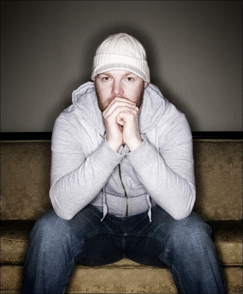 用来拍摄人像,请问有没有什么比较好的环形闪光灯?