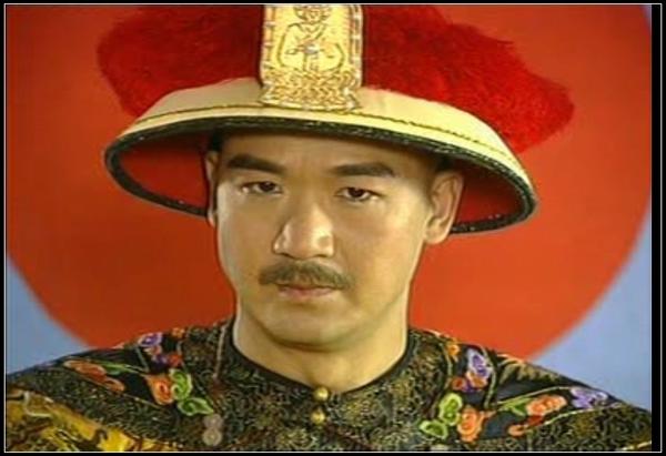 康熙微服私访记里……皇上换装以后我就知道稳了~~~艾玛总是有一种大
