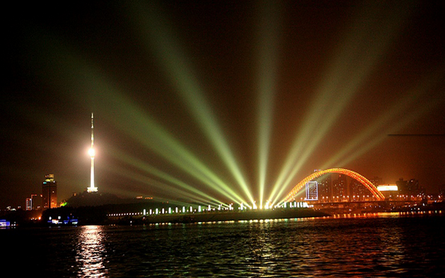武汉有没有能够从高处看城市夜景或者晚上景观
