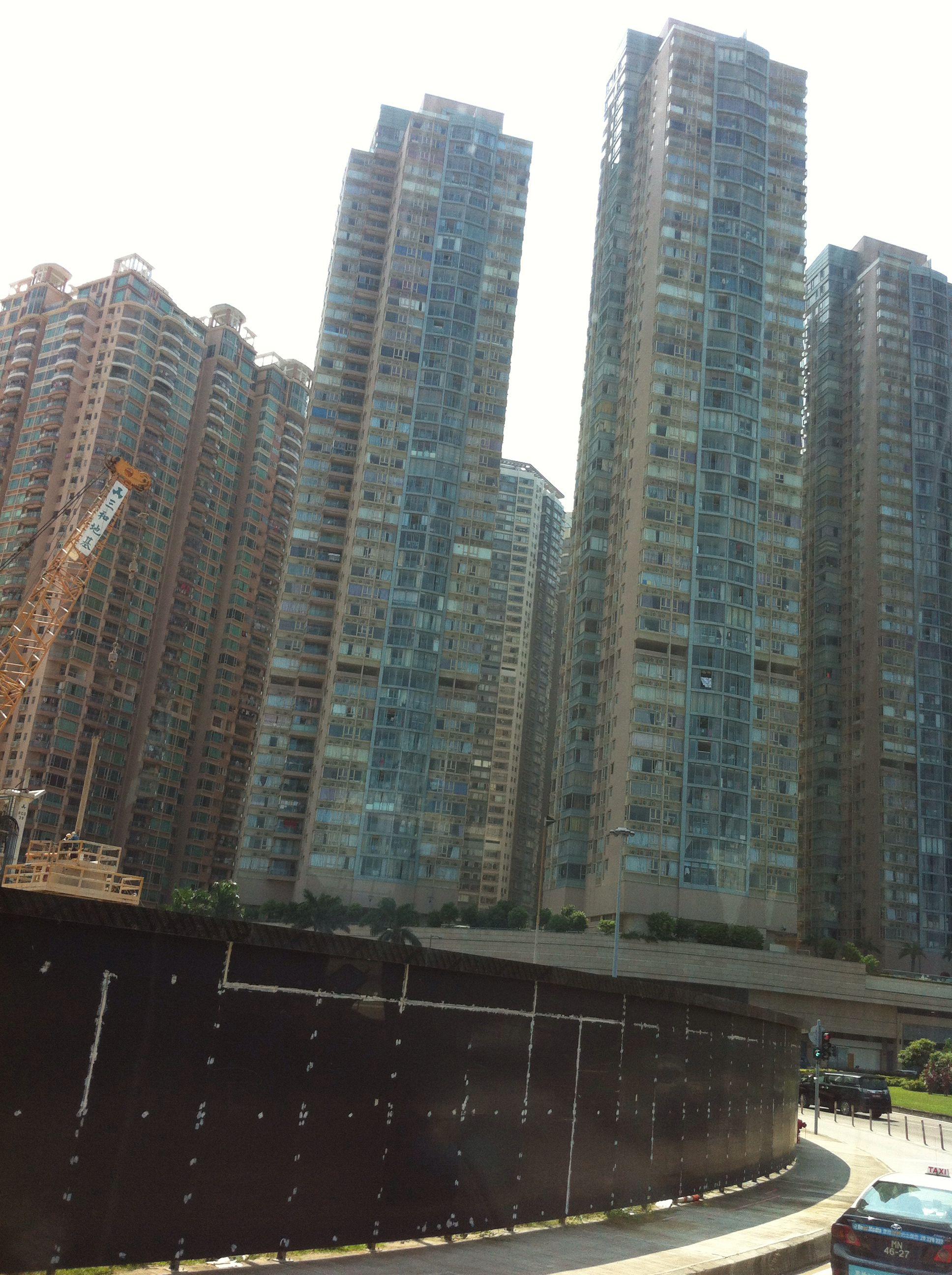 暑假想要去澳门玩,不够年龄坐赌场大巴,怎么耍