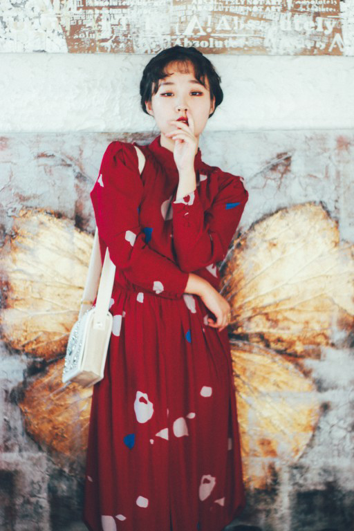 有哪些不贵的复古女装品牌或者网店? - These