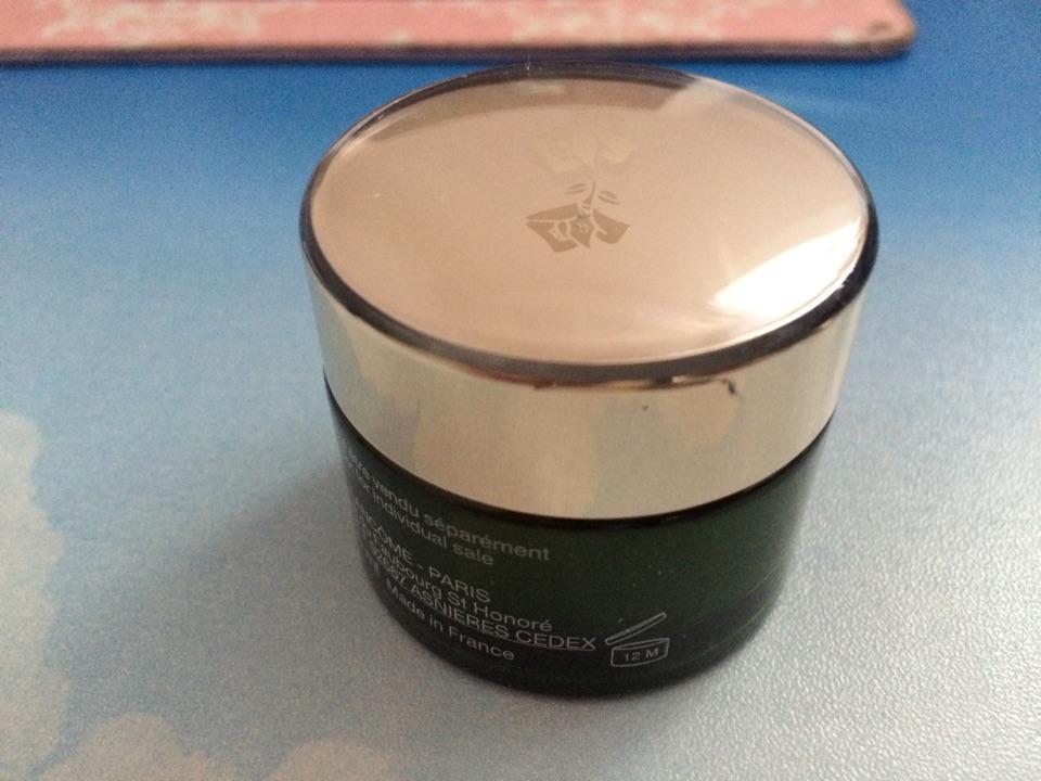 什么乳液跟面霜适合20岁女生?