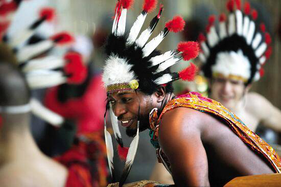 非洲鼓(djembe)起源於西非部落又被称为传统音乐之魂
