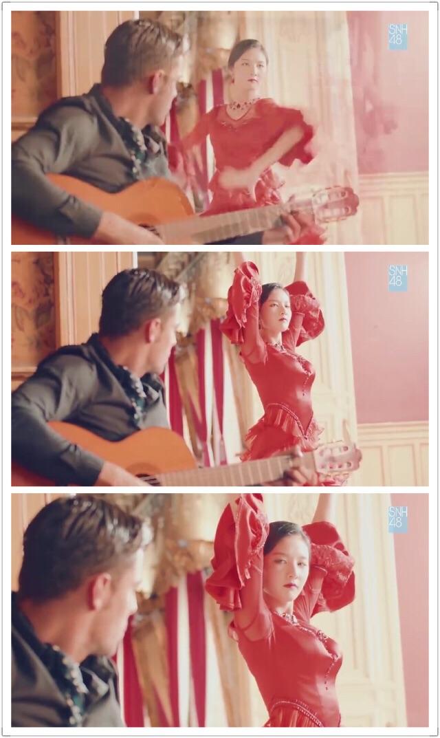 如何评价公主披风拍摄花絮红色版