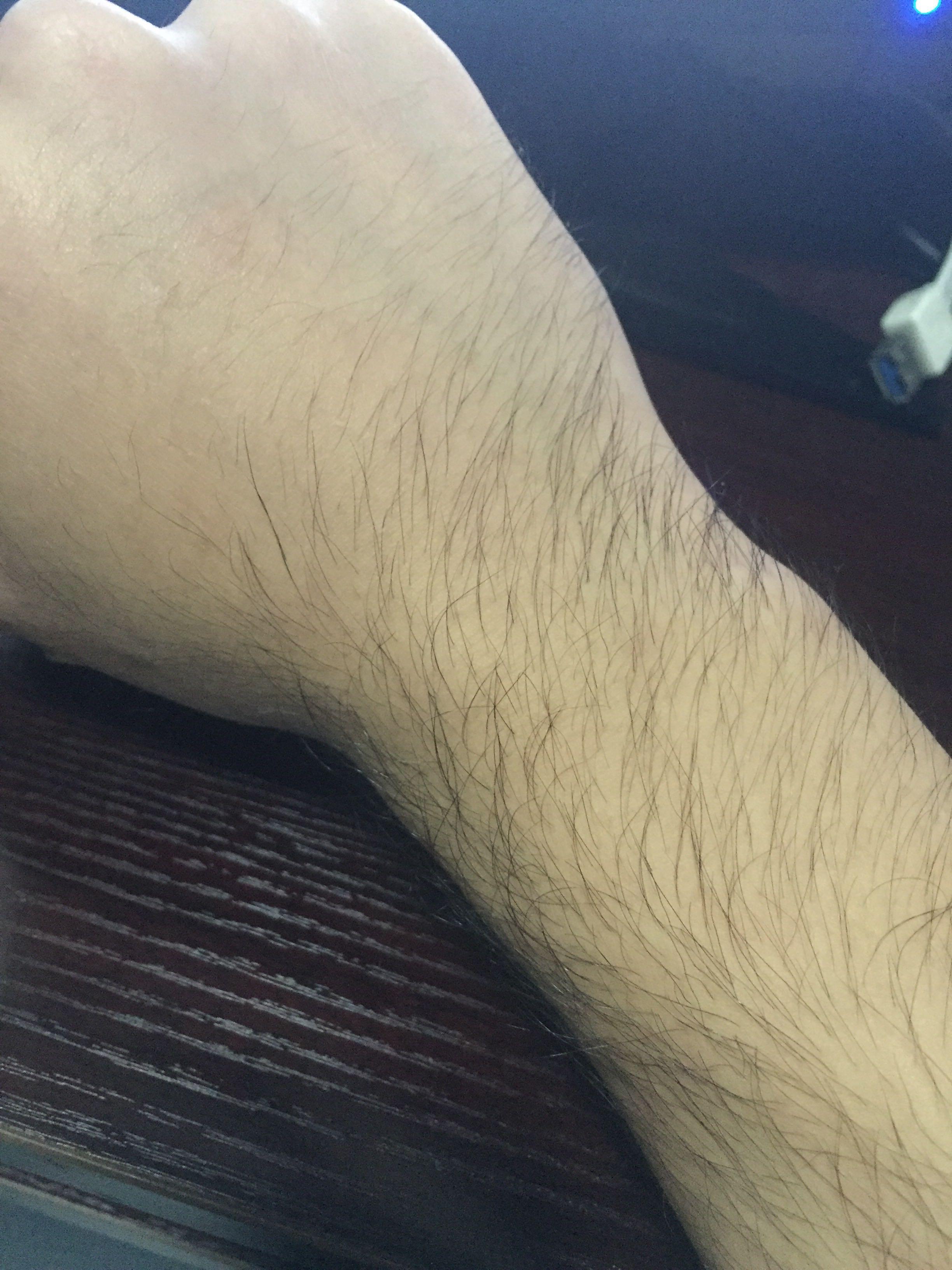 男人如何使体毛浓密