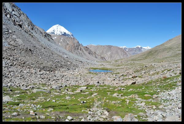 又来到一个山口,整个转山的路上最高的山口---卓玛拉山口