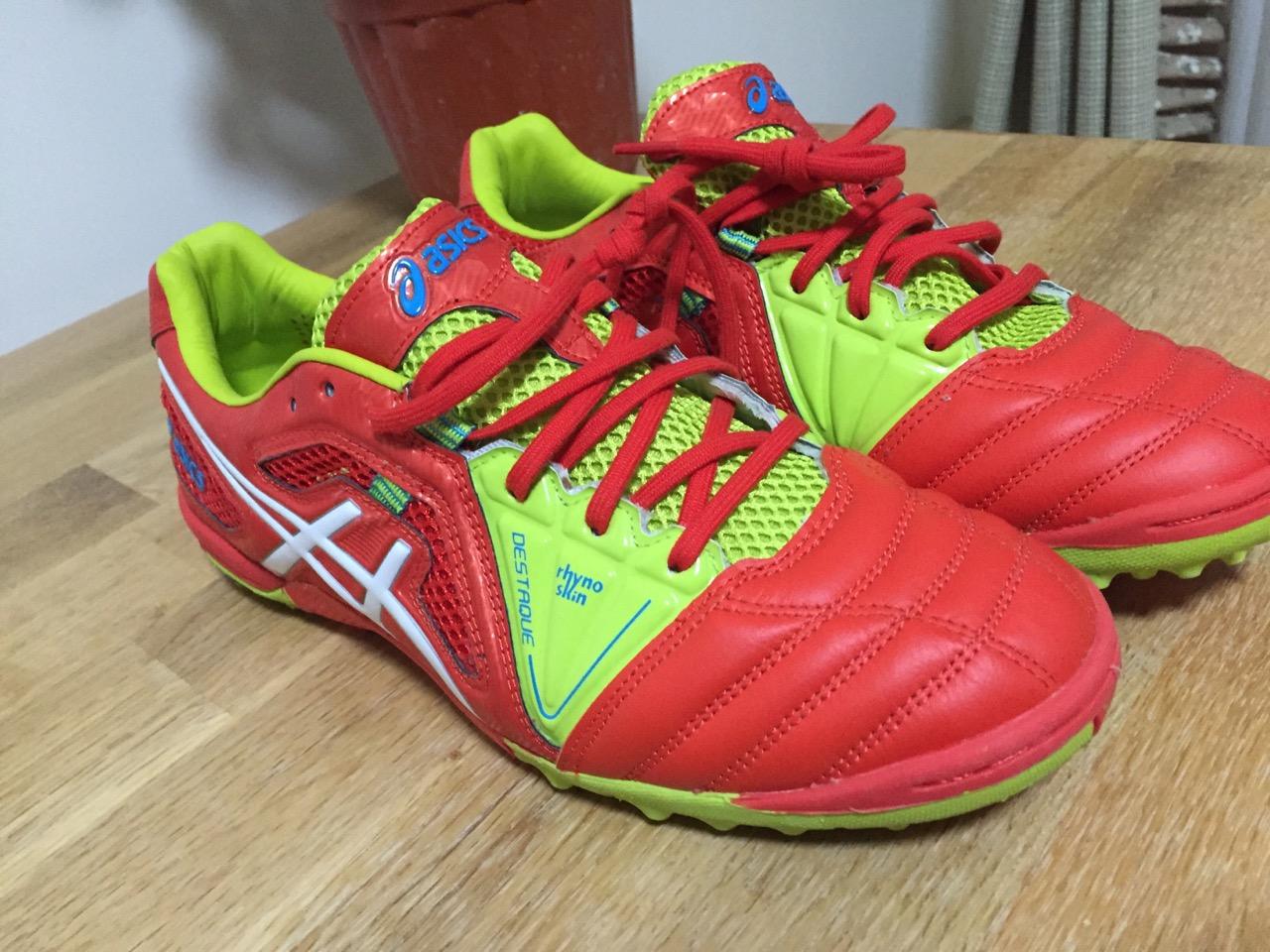 碎钉足球鞋推荐? - 致观的回答 - 知乎