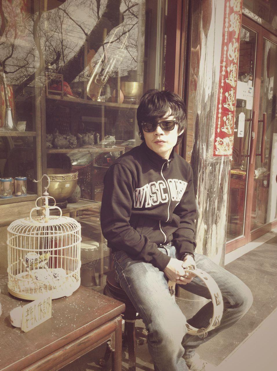 如何评价民谣歌手赵雷?