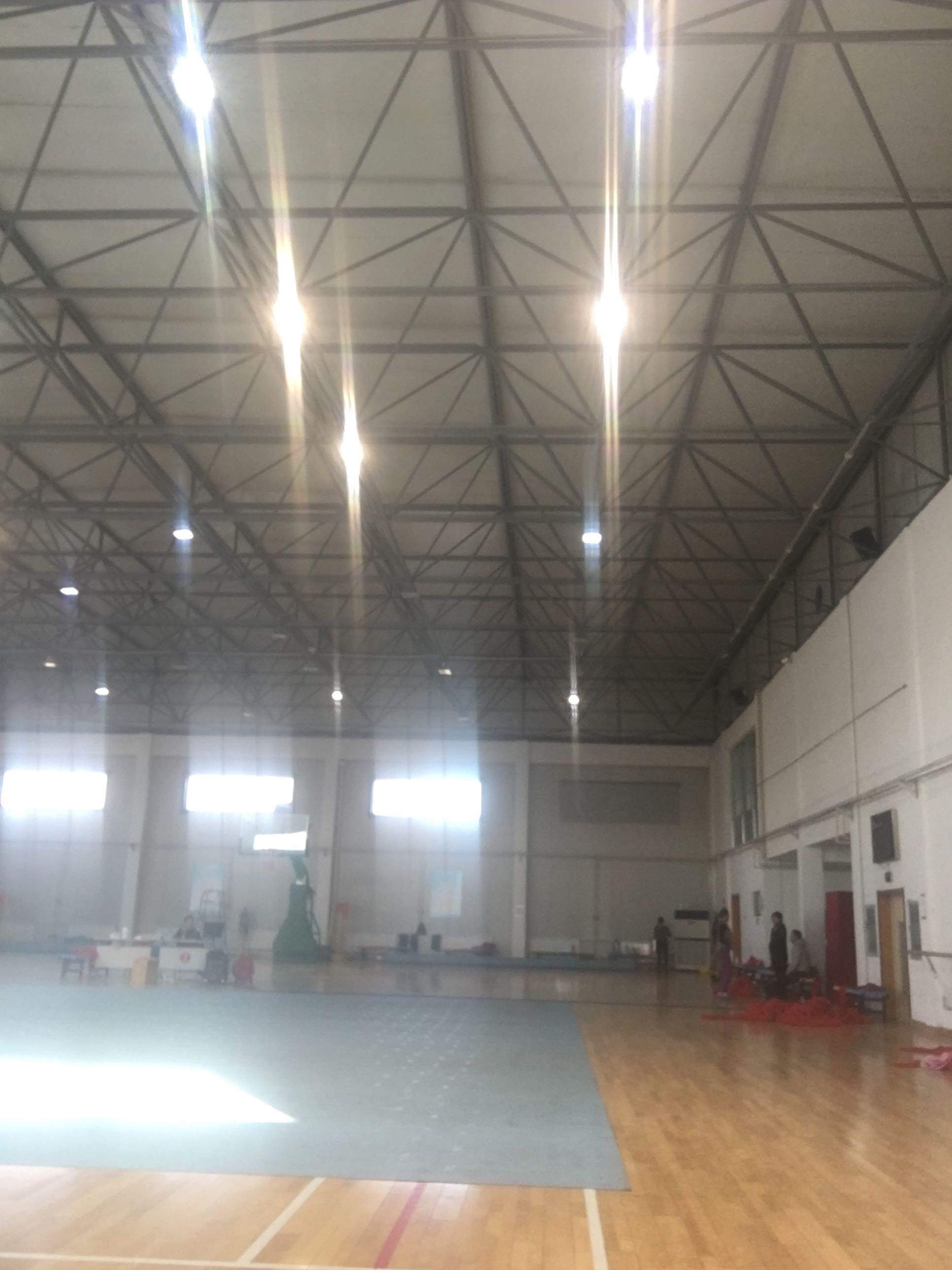 iphone 6s plus 前置摄像头模糊 怎么回事 还不如