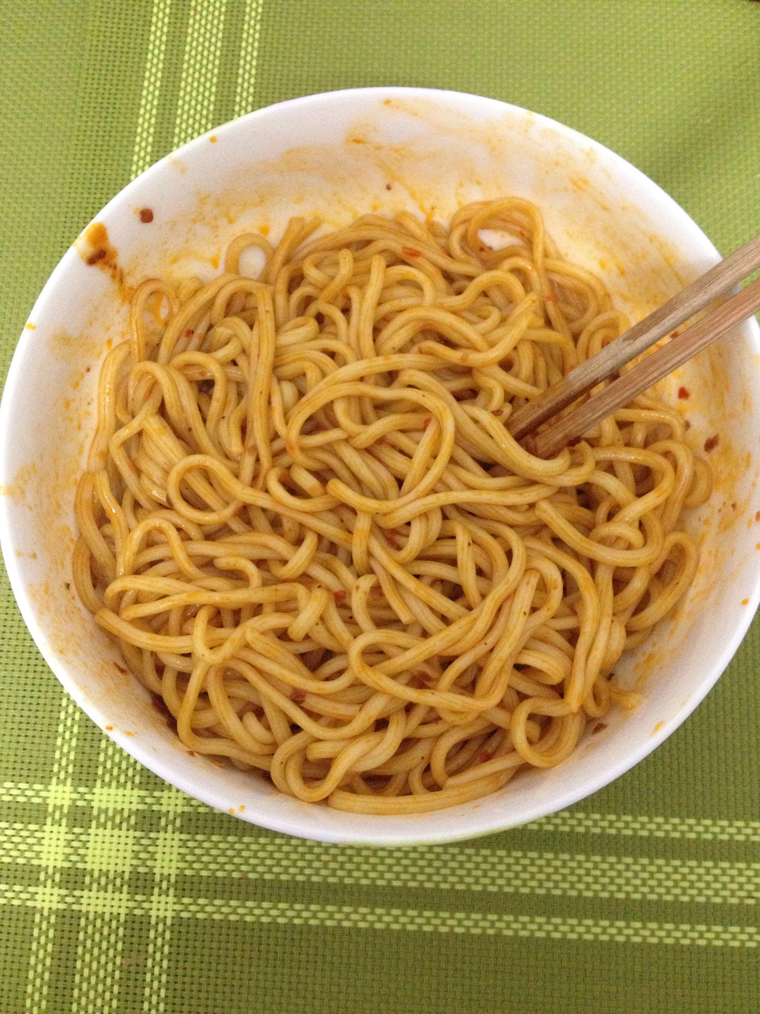 7-11车仔面! from tb 开水煮一分钟拌酱吃  显示全部